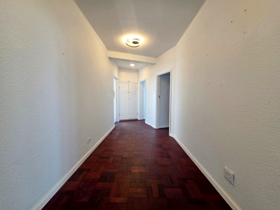 To Let 2 Bedroom Property for Rent in Sea Point Western Cape